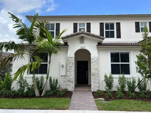 12237 NW 23rd Path, Miami, FL 33167