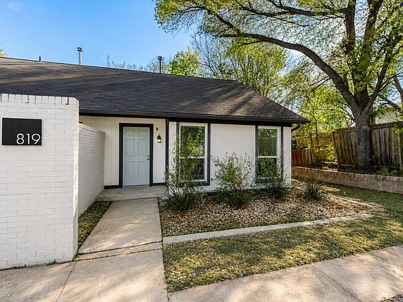 3rd image of 819 Sahara Ave