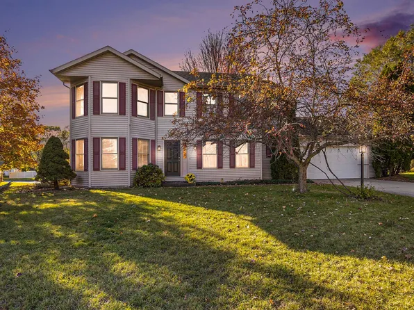 51041 Grapevine Ct, South Bend, IN 46628