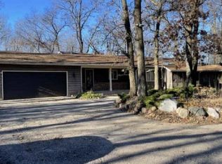 4916 Enchanted Valley Rd, Middleton, WI 53562