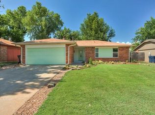 12317 Newgate Dr, Yukon, OK 73099