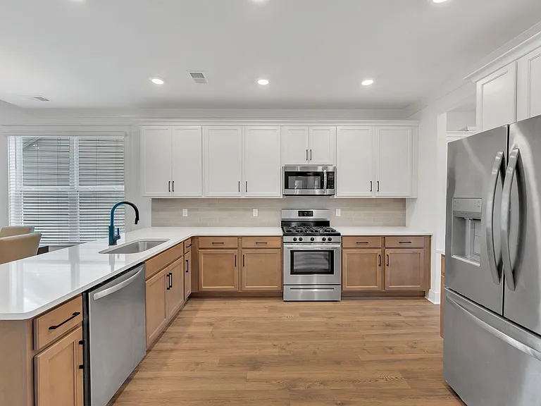 261 Cornice Dr — Photo 8
