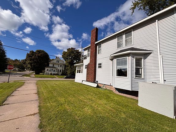 2nd image of 817 John St