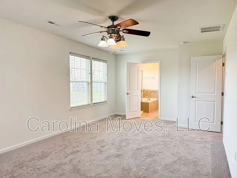 345 Bucklebury Rd — Photo 14