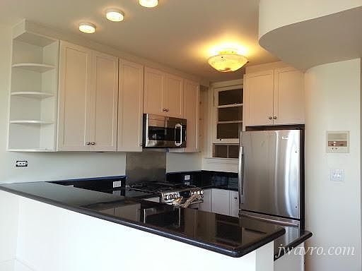 2nd image of 906 Union St #A