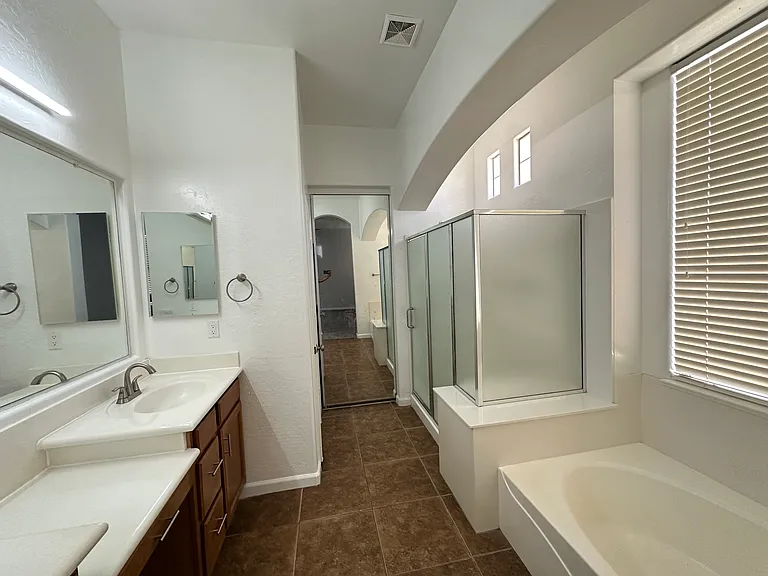 791 E Powell Way — Photo 20