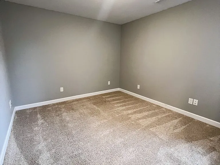 113 Sir Barton Ct — Photo 28