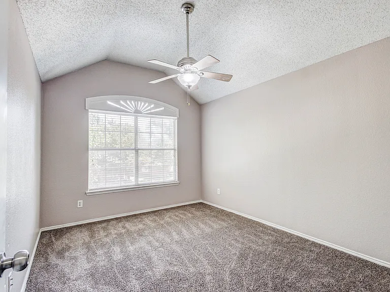 7081 Chinquapin Dr — Photo 19