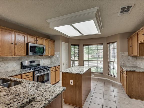 3rd image of 3804 Sage Dr