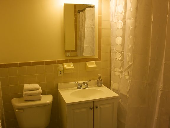 5th image of 51 W 106th St APT 3C