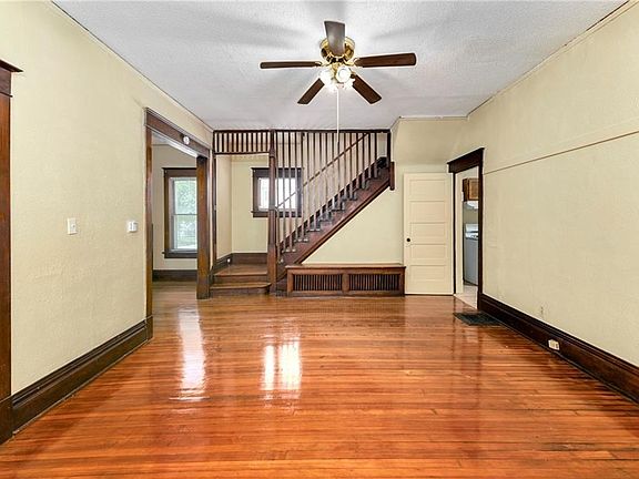 4th image of 4500 E 9th St