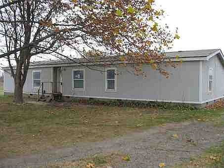 1st image of 198306 E 10th Ave