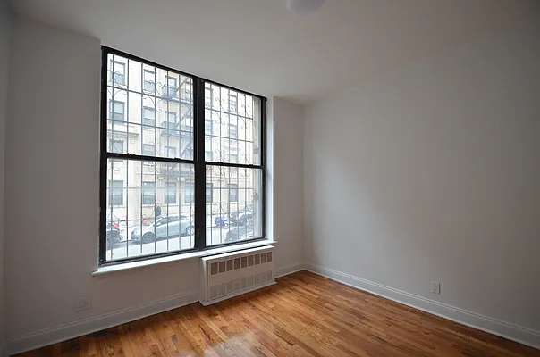 Rented by CITY SKYLINE REALTY INC | media 20