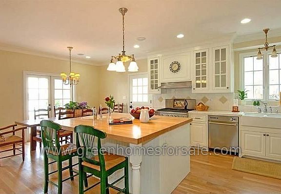 4th image of 11217 Kling St