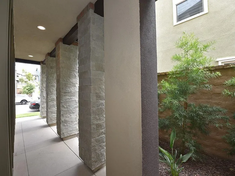 17 Arriate St — Photo 4