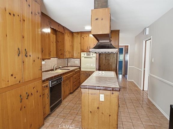 5th image of 7007 Whitaker Ave