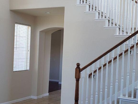 3rd image of 2915 Maybrook Dr