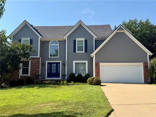 12516 Connell St, Overland Park, KS 66213