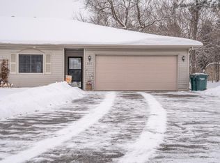 211 Helen St, Roberts, WI 54023