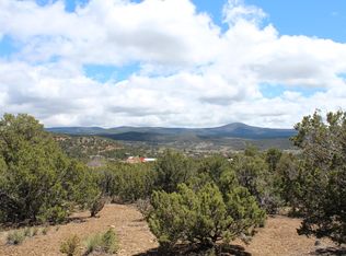 127 Rincon Loop Rd, Tijeras, NM 87059