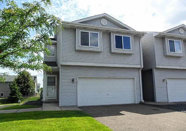 1625 Namekagon St #41