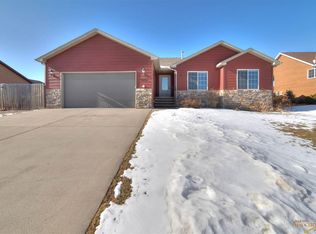 10101 Ventura Ln, Summerset, SD 57718