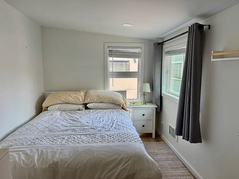 3146 Portage Bay Pl E #I — Photo 11