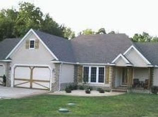 21245 Hawthorne Rd, Joplin, MO 64801