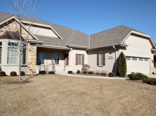 N35W23618 Auburn Ct, Pewaukee, WI 53072