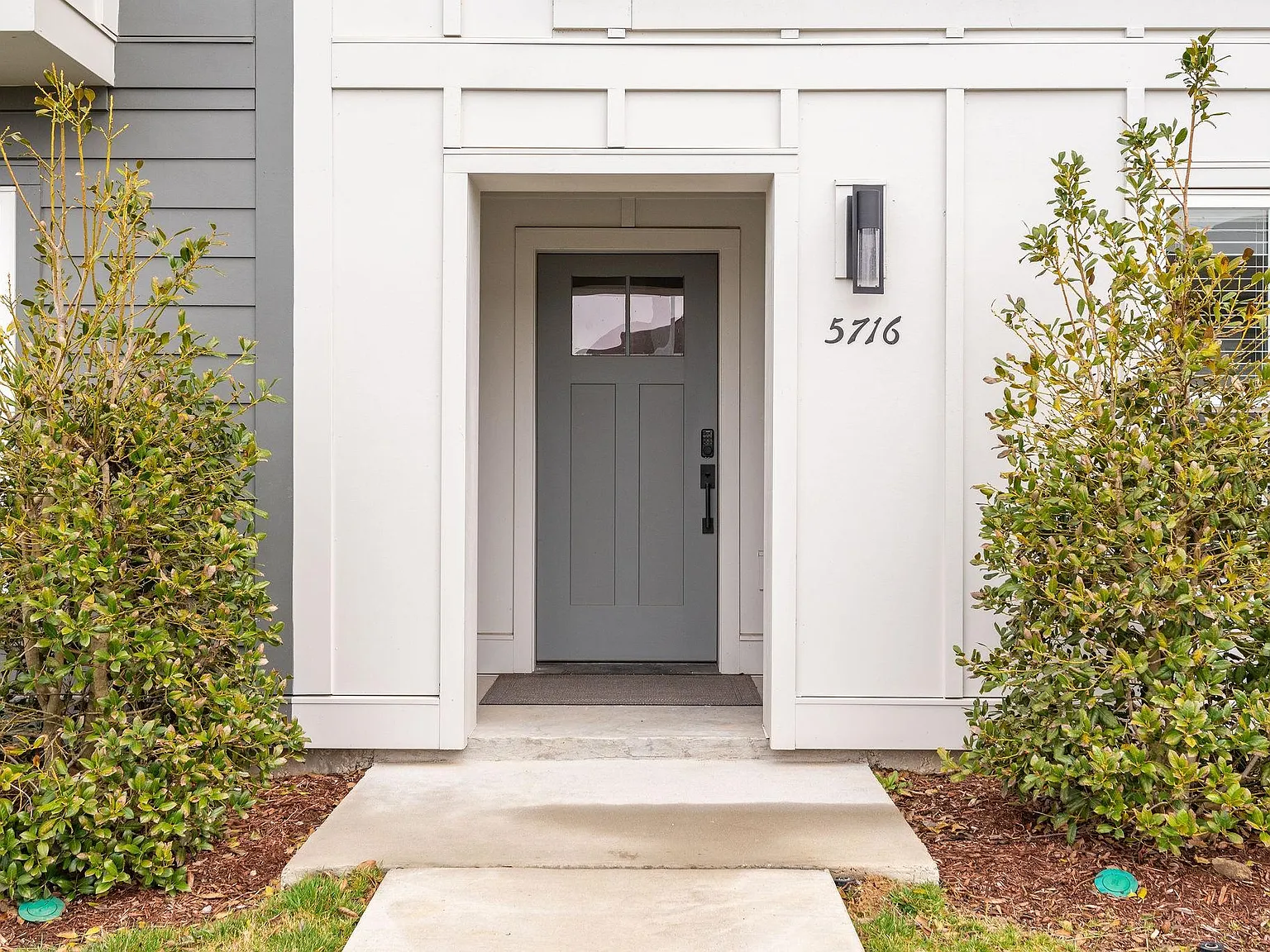4 bed, 3.5 bath, 2012 sqft, $3,550 — Photo 4