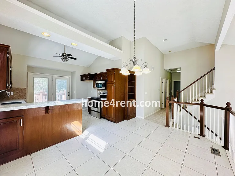 14236 W 153rd St — Photo 8