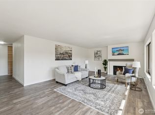 18210 15th Ave NE APT 203, Shoreline, WA