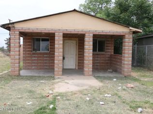 9448 E Kedron Dr, Hereford, AZ 85615