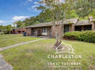 2759 Oak Leaf Dr, North Charleston, SC 29420