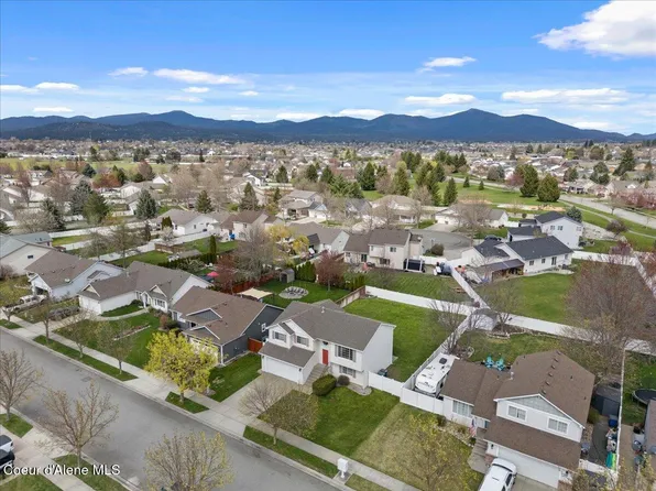 1115 W Palouse Dr, Post Falls, ID 83854