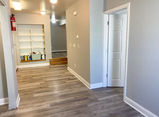 554 4th St #1S, Troy, NY 12180