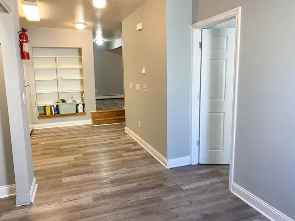 554 4th St #1S, Troy, NY 12180