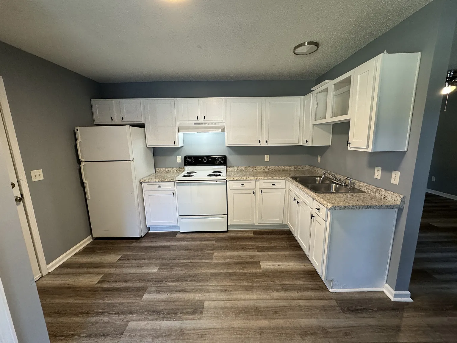 808 Royal St - A — Photo 4