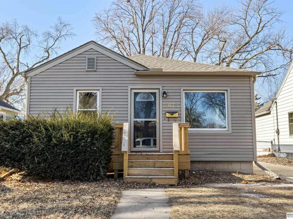 1675 N Logan St, Fremont, NE 68025