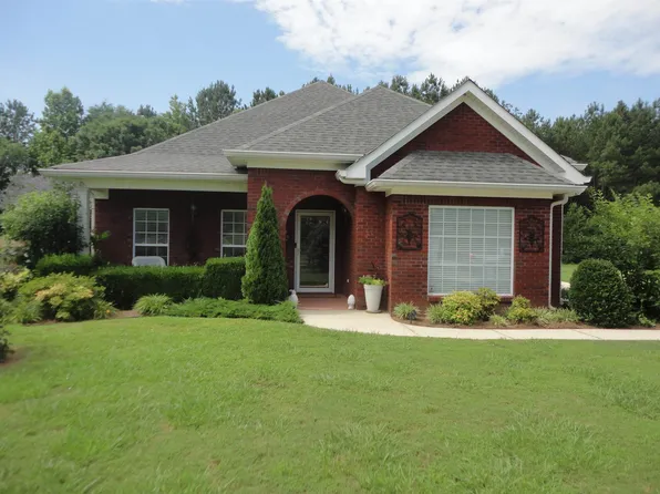 1604 Cherry Ln NE, Hanceville, AL 35077