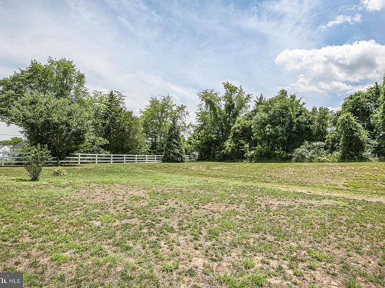 1 Doria Hill Dr — Photo 34