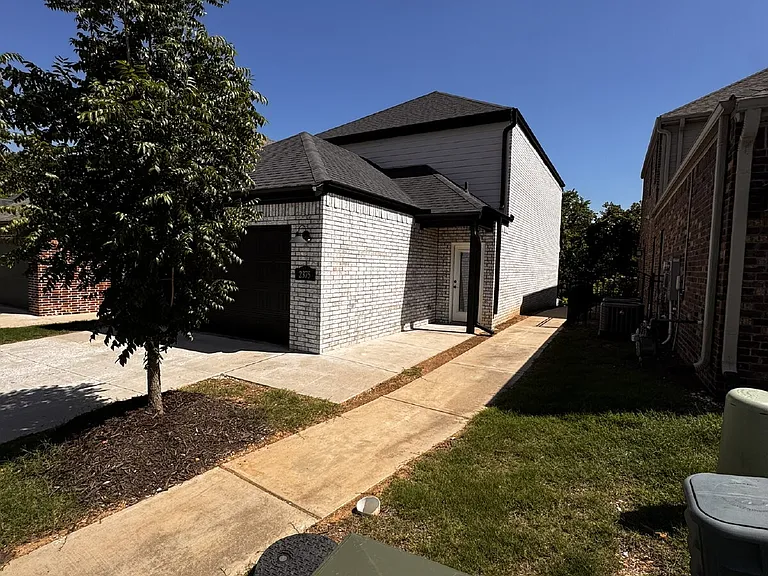 2375 Amherst Aly — Photo 6