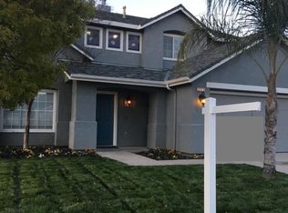2931 Buckingham Ave, Clovis, CA 93611