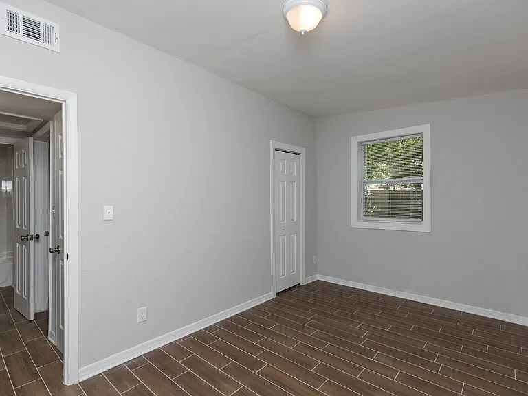 8617 3rd Ave — Photo 6