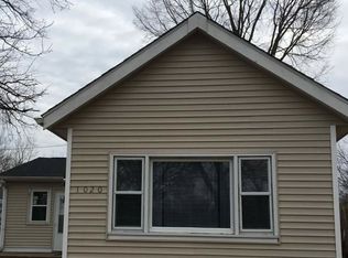 1020 7th St, Colona, IL 61241