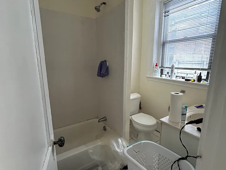 38-40 Hemenway St #2 — Photo 8