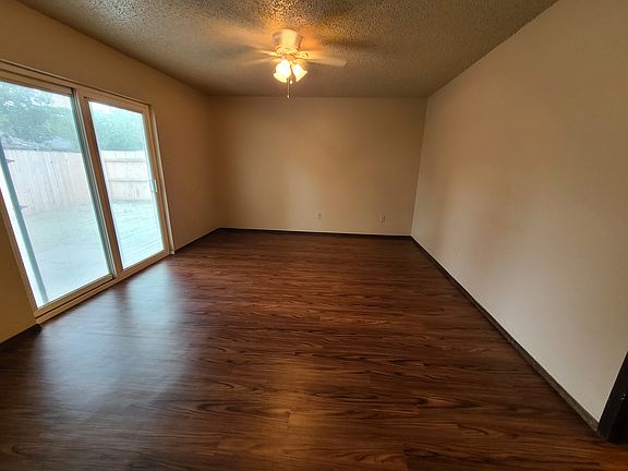 5th image of 5208 96th St Unit A