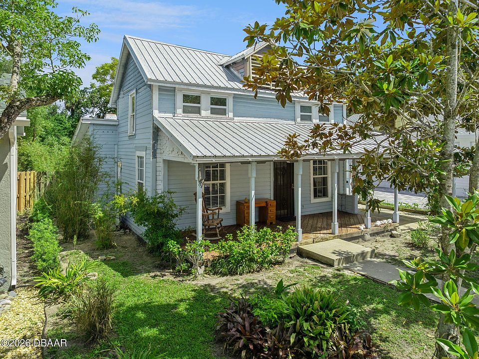 1st image of 207 Mary Ave