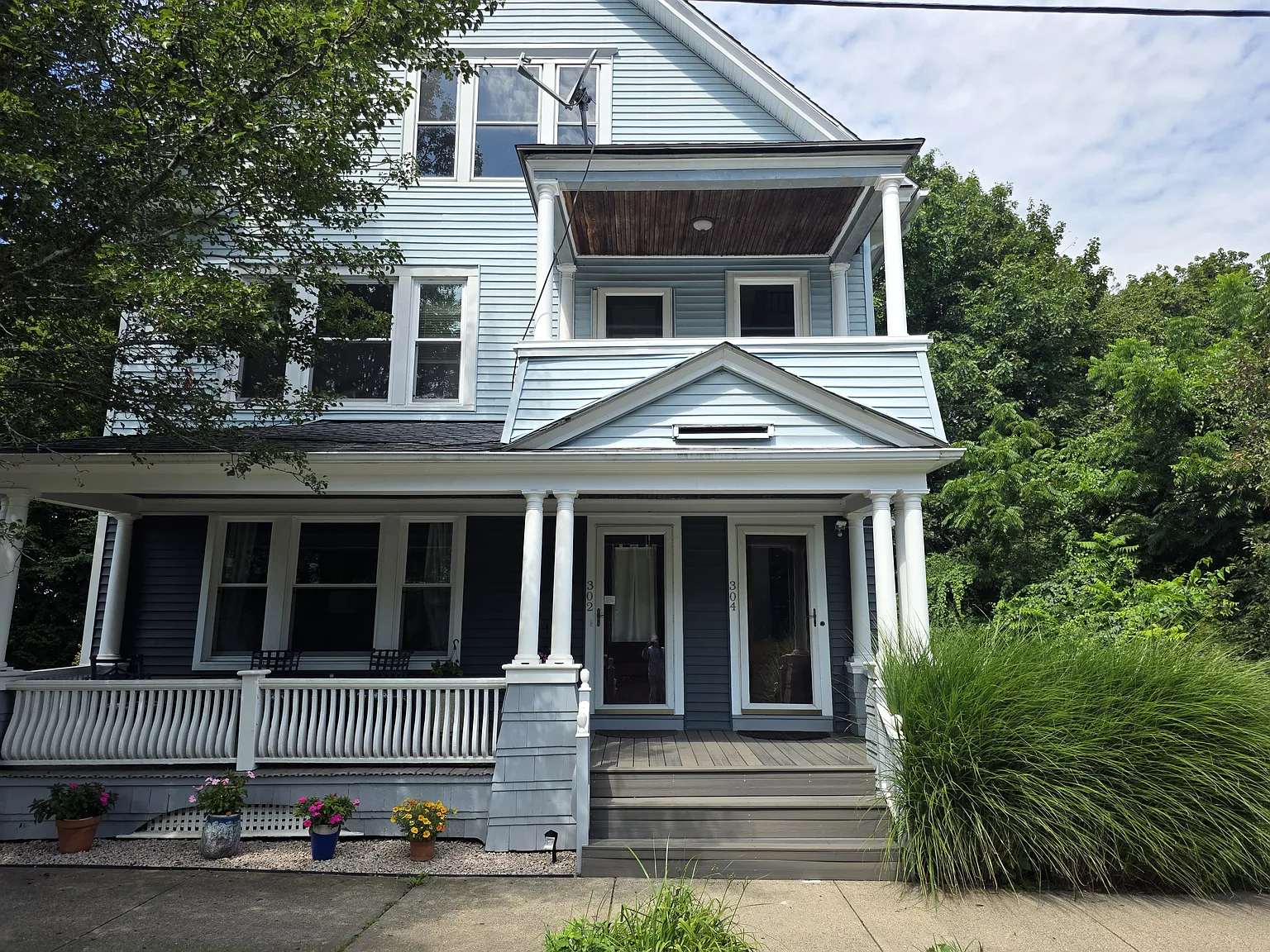 3 bed, 1726 sqft, $2,395 — Photo 2