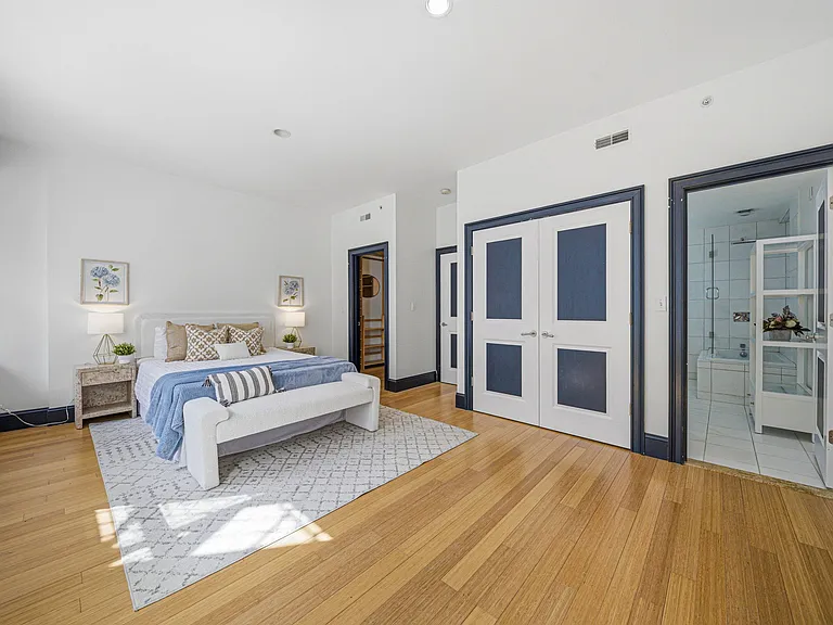 55 Temple Pl #4 — Photo 30